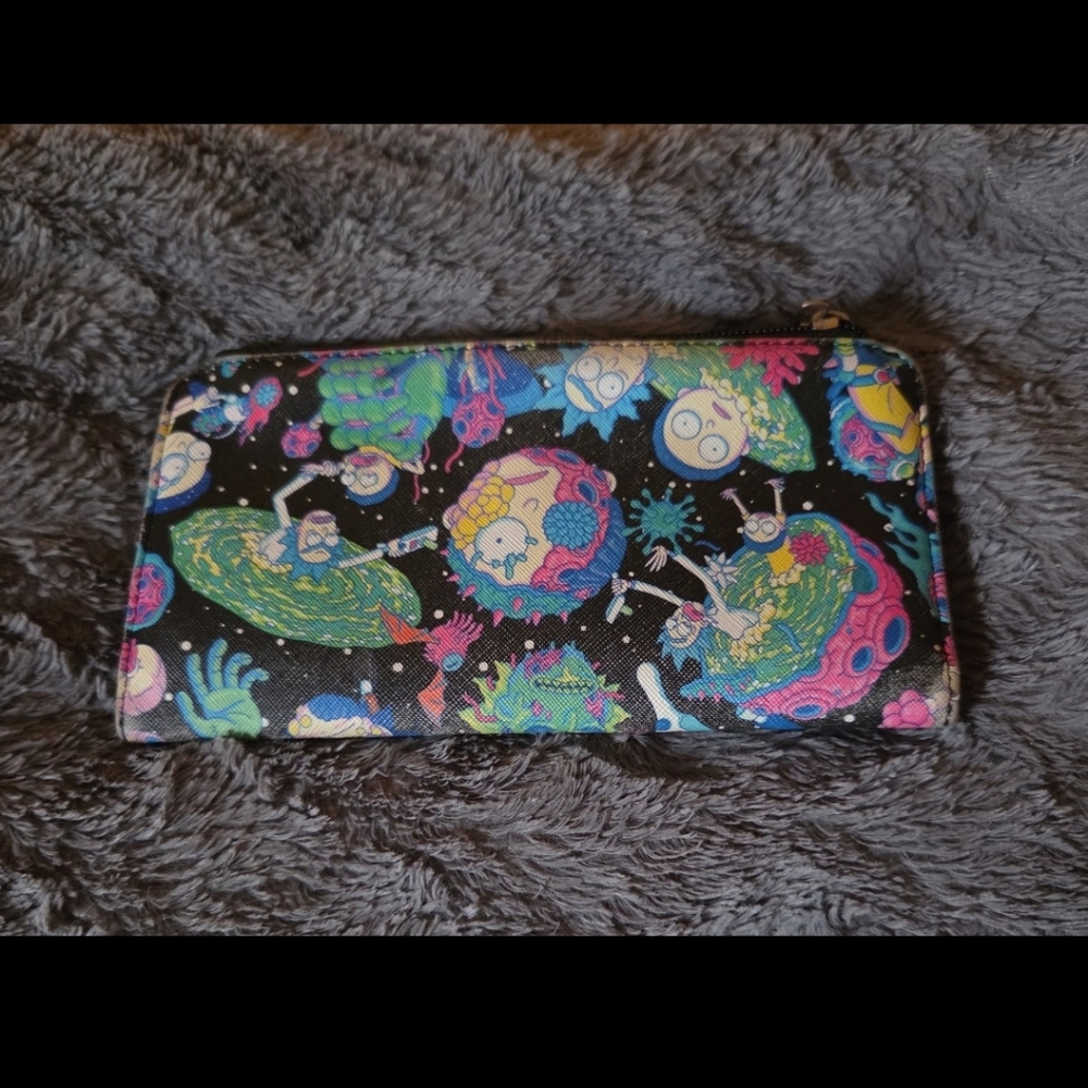 Kids Wallet - Colorful Cartoon Design - Picture 4 of 4